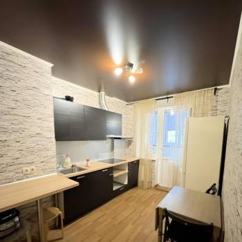 Сдается 1-комнатная квартира, 43 м²