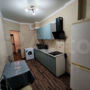 Сдается 1-комнатная квартира, 40 м²