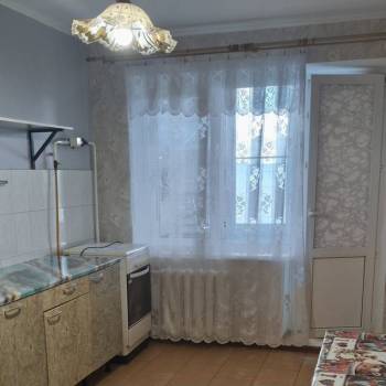 Сдается 1-комнатная квартира, 53 м²