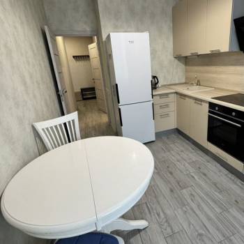 Сдается 1-комнатная квартира, 44 м²