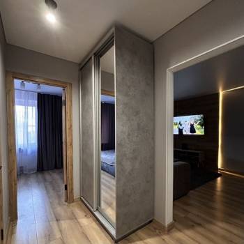 Продается 1-комнатная квартира, 44 м²