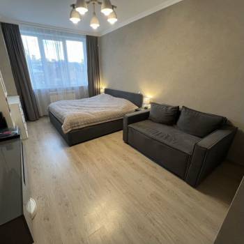 Продается 1-комнатная квартира, 43,6 м²