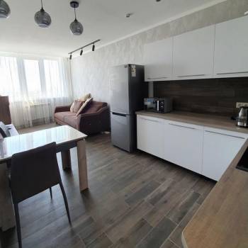 Продается 1-комнатная квартира, 43 м²