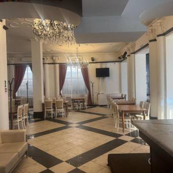 Сдается Нежилое помещение, 280 м²