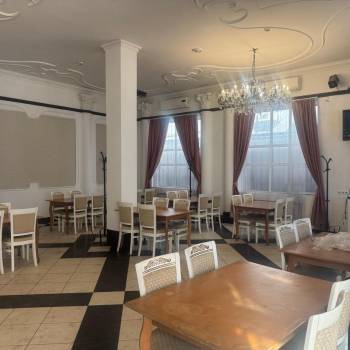 Сдается Нежилое помещение, 280 м²