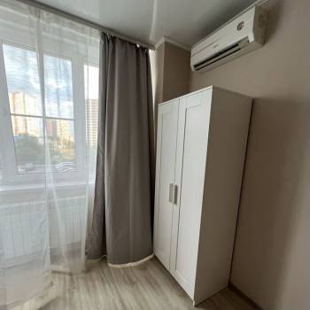 Сдается 1-комнатная квартира, 42 м²