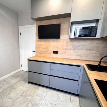 Продается 1-комнатная квартира, 36 м²