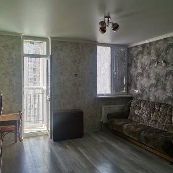 Сдается 1-комнатная квартира, 38 м²