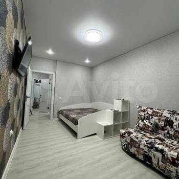 Сдается 1-комнатная квартира, 37 м²