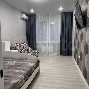 Сдается 1-комнатная квартира, 37 м²