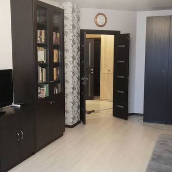 Сдается 1-комнатная квартира, 48 м²