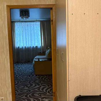 Сдается 1-комнатная квартира, 56 м²