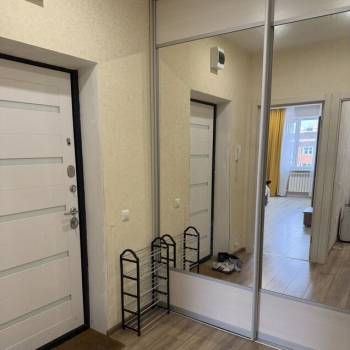 Продается 1-комнатная квартира, 40,7 м²