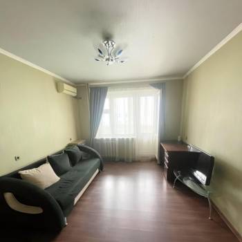 Продается 1-комнатная квартира, 37,7 м²