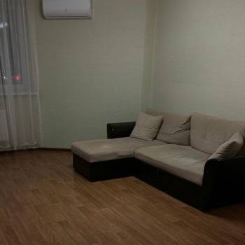 Сдается 1-комнатная квартира, 39,1 м²