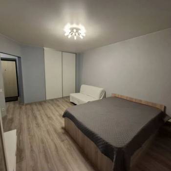 Сдается 1-комнатная квартира, 39 м²