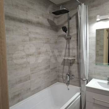 Сдается 1-комнатная квартира, 39 м²