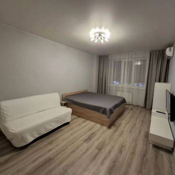 Сдается 1-комнатная квартира, 39 м²