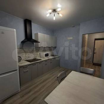 Сдается 1-комнатная квартира, 39 м²