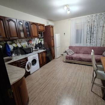 Сдается 2-х комнатная квартира, 65 м²