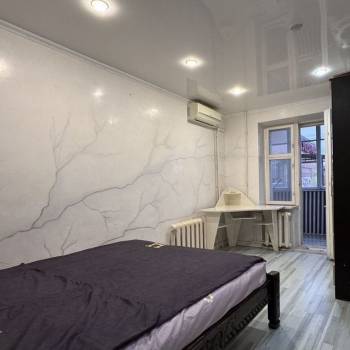 Продается 1-комнатная квартира, 66,2 м²