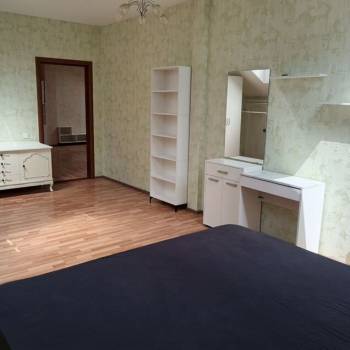 Сдается Многокомнатная квартира, 98 м²