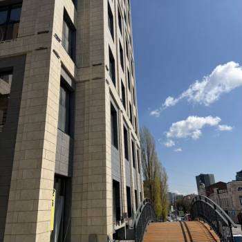 Продается Нежилое помещение, 409 м²