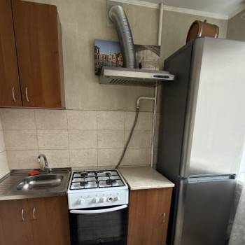 Продается 1-комнатная квартира, 32 м²