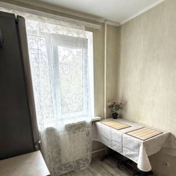 Продается 1-комнатная квартира, 32 м²