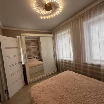 Сдается 2-х комнатная квартира, 75 м²