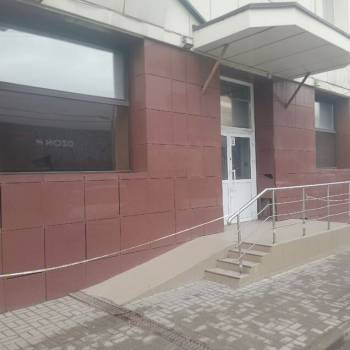 Сдается Нежилое помещение, 325,6 м²