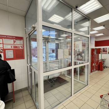 Сдается Нежилое помещение, 325,6 м²