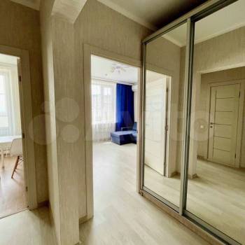 Сдается 1-комнатная квартира, 38 м²