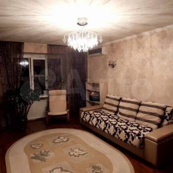 Сдается 2-х комнатная квартира, 64 м²