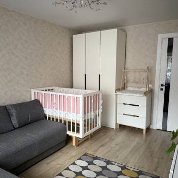 Продается 1-комнатная квартира, 42,3 м²