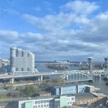 Продается 1-комнатная квартира, 44 м²