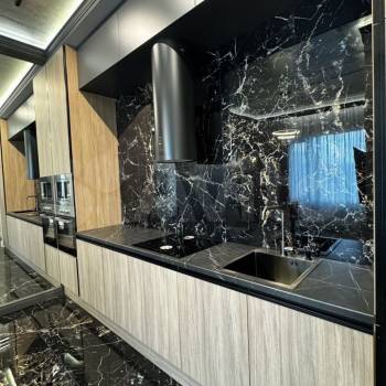 Сдается 1-комнатная квартира, 61,4 м²