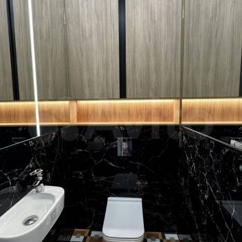 Сдается 1-комнатная квартира, 61,4 м²