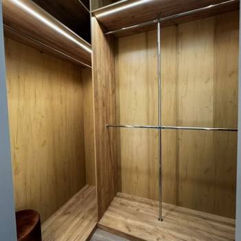 Сдается 1-комнатная квартира, 61,4 м²