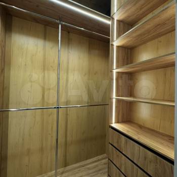 Сдается 1-комнатная квартира, 61,4 м²