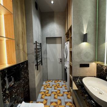 Сдается 1-комнатная квартира, 61,4 м²