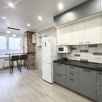 Сдается 1-комнатная квартира, 45 м²