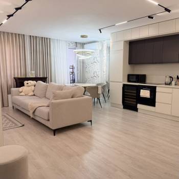 Сдается 2-х комнатная квартира, 56 м²