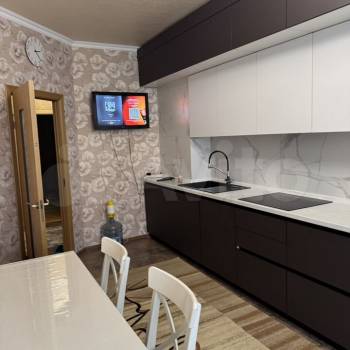 Сдается 2-х комнатная квартира, 69 м²