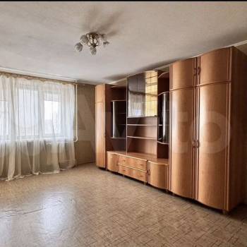 Продается 1-комнатная квартира, 43 м²