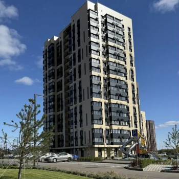 Продается 1-комнатная квартира, 41 м²