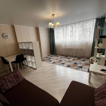 Сдается 1-комнатная квартира, 35 м²