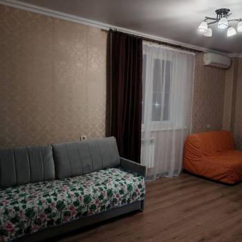 Сдается 1-комнатная квартира, 47 м²