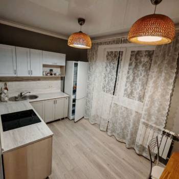 Сдается 1-комнатная квартира, 47 м²