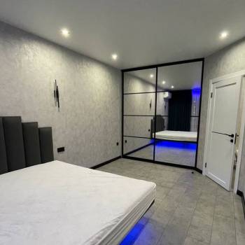 Продается 1-комнатная квартира, 37 м²